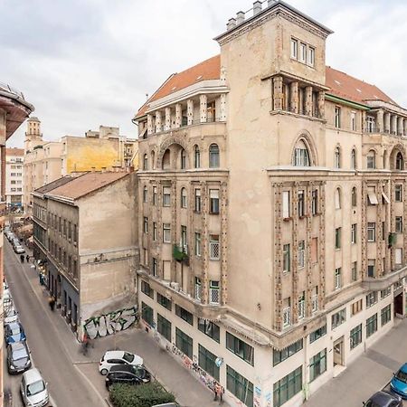 Super Central New Studio Budapest Eksteriør billede